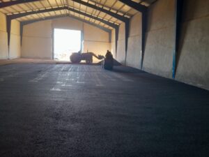 آسفالت داخل سوله